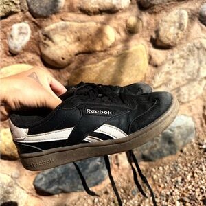 Reebok Black and White gum sole  Casual Shoes